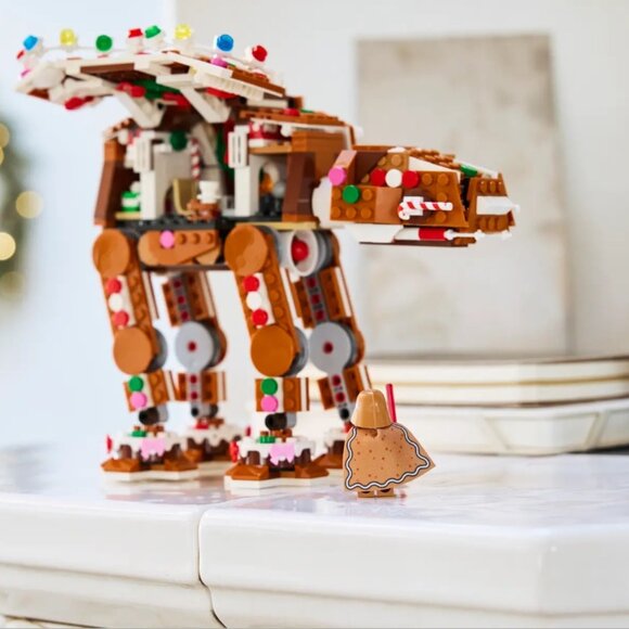 LEGO 40806 Gingerbread AT-AT with Vader Minifigure New Sealed NIB in Hand - Picture 13 of 15